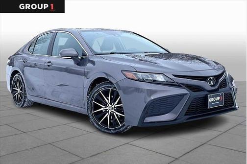 Predawn Gray Mica 2022 Toyota Camry SE