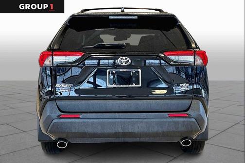 Midnight Black Metallic 2022 Toyota RAV4 XLE