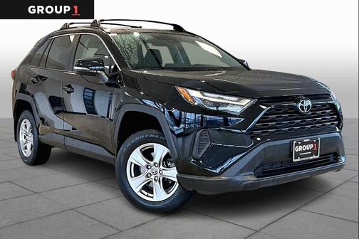 Midnight Black Metallic 2022 Toyota RAV4 XLE