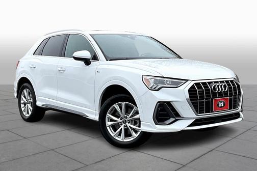 2024 Audi Q3 45 S line Premium