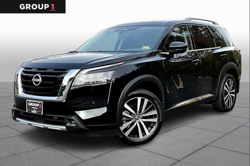 2025 Nissan Pathfinder Platinum 4WD
