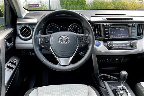 2018 Toyota RAV4 Hybrid XLE