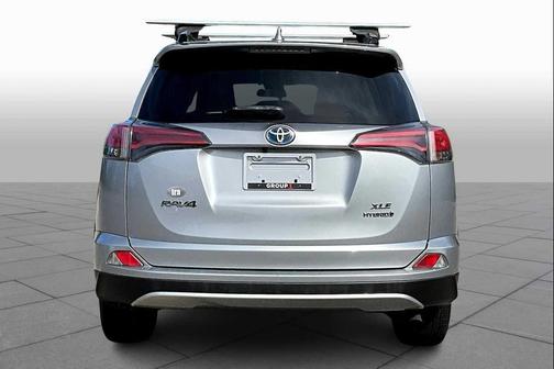 2018 Toyota RAV4 Hybrid XLE