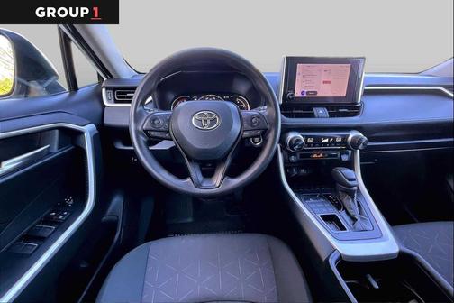 Ice Cap 2024 Toyota RAV4 XLE