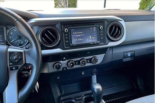 2016 Toyota Tacoma SR5