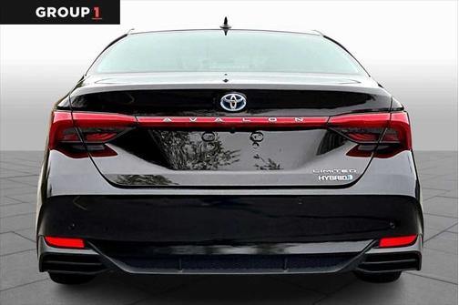 2021 Toyota Avalon Hybrid Limited