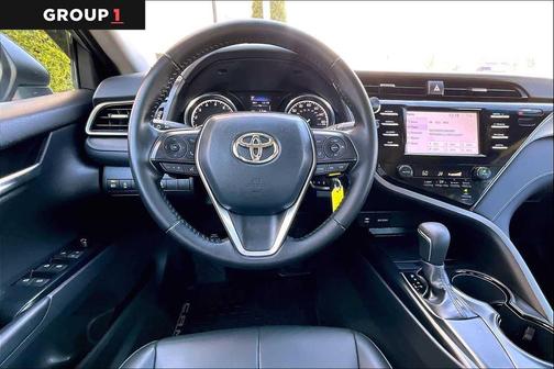 Celestial Silver Metallic 2019 Toyota Camry SE