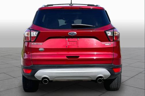 RUBY RED METALLIC TINTED CC 2018 Ford Escape Titanium