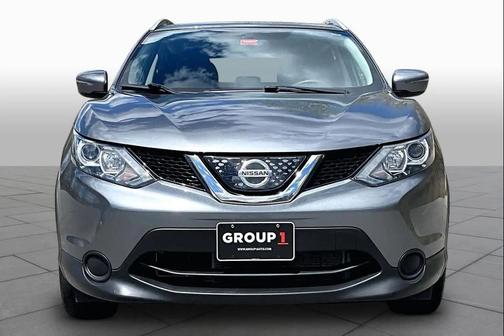 Gun Metallic 2018 Nissan Rogue Sport SV