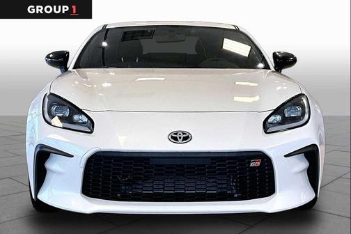 Halo 2023 Toyota GR86 Premium