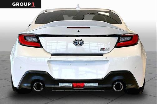 Halo 2023 Toyota GR86 Premium