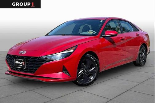 Calypso Red 2022 Hyundai ELANTRA SEL