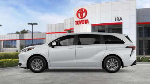 2026 Toyota Sienna LE