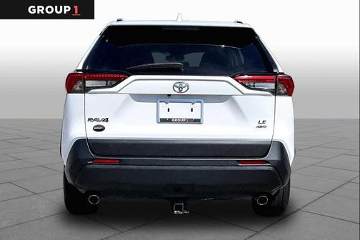 Super White 2020 Toyota RAV4 LE