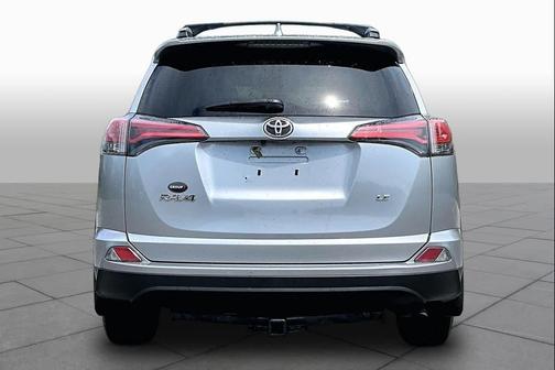 Silver Sky Metallic 2016 Toyota RAV4 LE