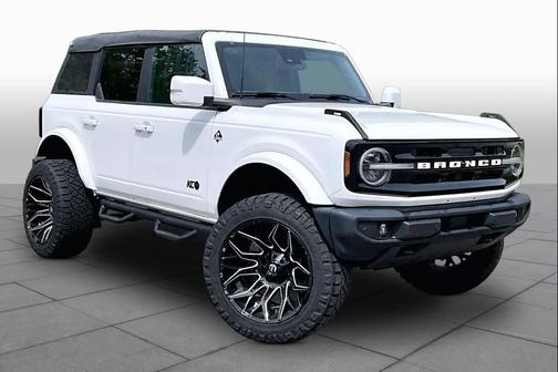 OXFORD WHITE 2021 Ford Bronco Outer Banks