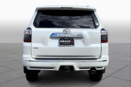 Blizzard Pearl 2017 Toyota 4Runner Limited