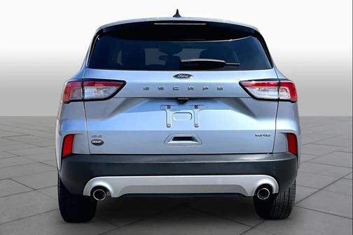 ICED BLUE SILVER METALLIC 2022 Ford Escape SE