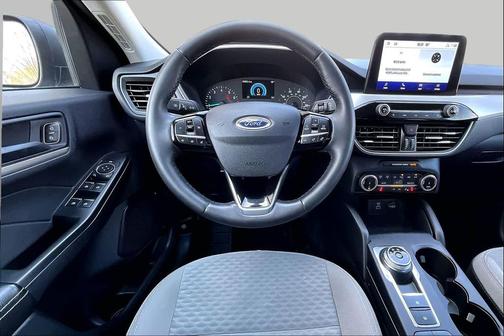 ICED BLUE SILVER METALLIC 2022 Ford Escape SE