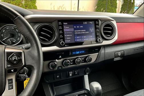 2022 Toyota Tacoma SR5