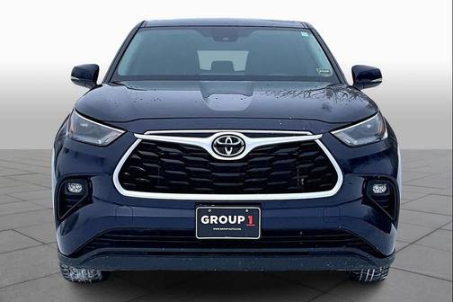 2022 Toyota Highlander LE