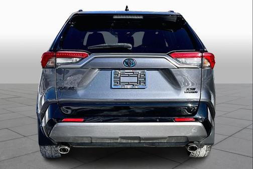 2019 Toyota RAV4 Hybrid SE