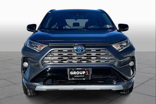 2019 Toyota RAV4 Hybrid SE