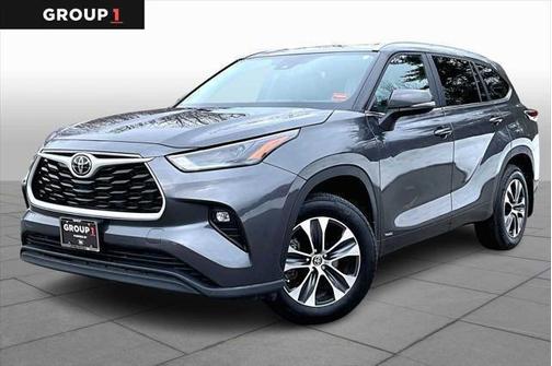 2025 Toyota Highlander Hybrid XLE