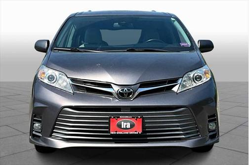 2019 Toyota Sienna XLE