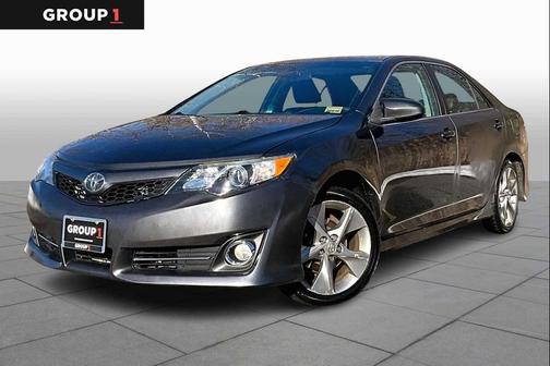 2014 Toyota Camry SE Sport