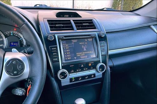 2014 Toyota Camry SE Sport