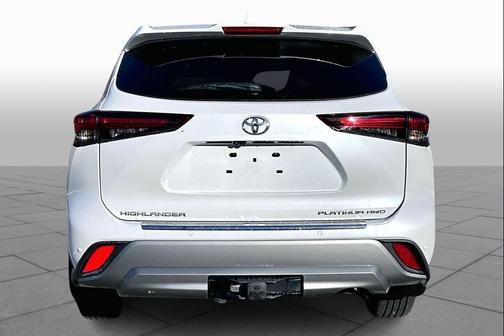 2024 Toyota Highlander Platinum