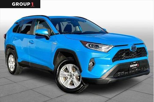 2020 Toyota RAV4 Hybrid XLE
