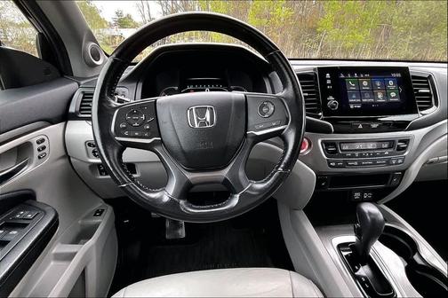 Crystal Black Pearl 2019 Honda Pilot EX-L