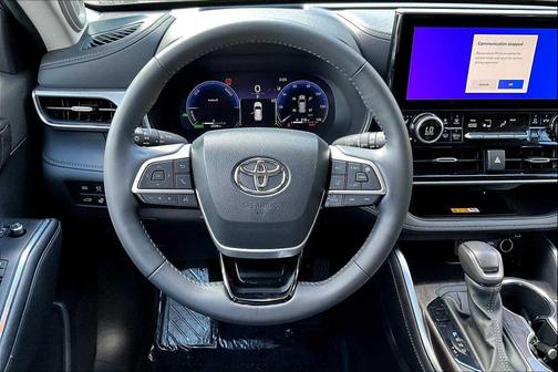 2024 Toyota Highlander Hybrid Platinum