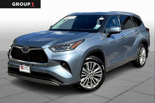 2024 Toyota Highlander Hybrid Platinum