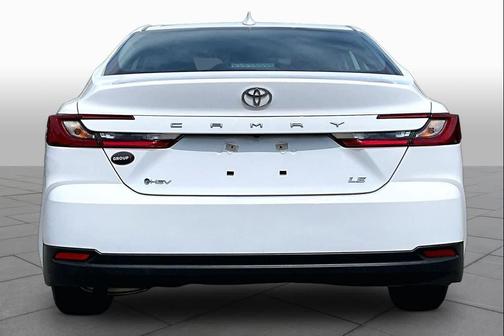 Ice Cap 2025 Toyota Camry LE