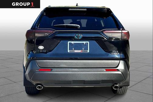 2020 Toyota RAV4 Hybrid XLE