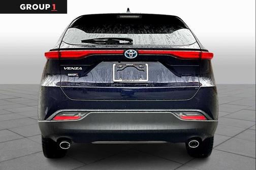 2023 Toyota Venza LE