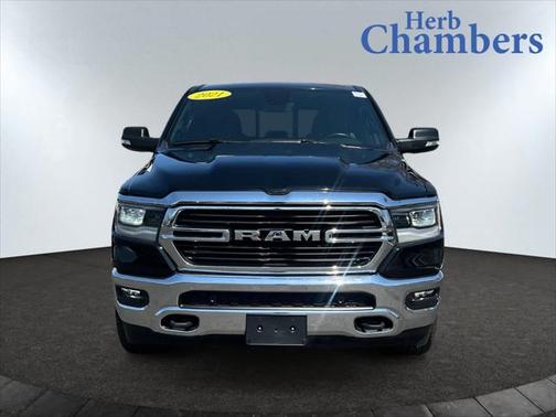 2021 RAM 1500 Big Horn Crew Cab 4x4 57' Box