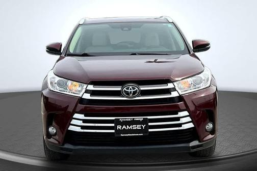 Ooh La La Rouge Mica 2018 Toyota Highlander XLE