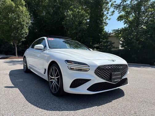 2022 Genesis G70 2.0T