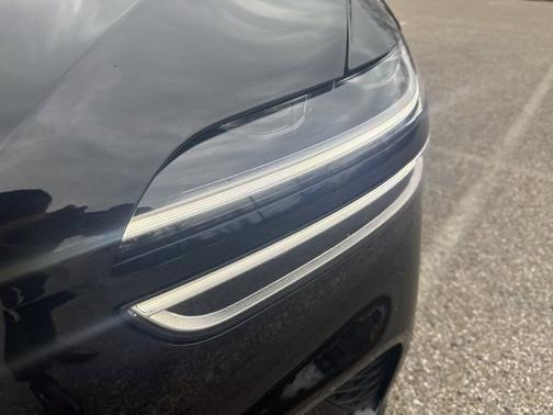 2024 Genesis GV70 2.5T