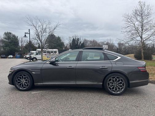 2023 Genesis G80 2.5T