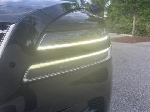 2022 Genesis GV80 2.5T
