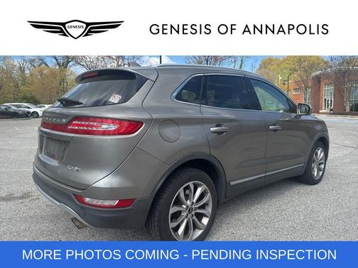 Luxe Metallic 2016 Lincoln MKC Select