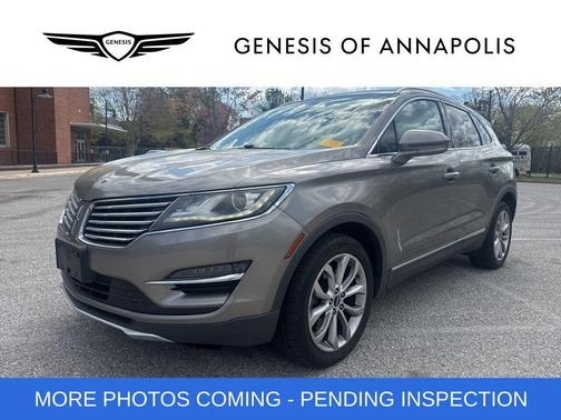 Luxe Metallic 2016 Lincoln MKC Select