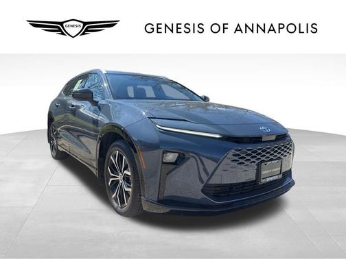 2025 Toyota Crown Signia XLE