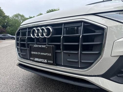 Vicuna Beige Metallic 2021 Audi Q8 55 Premium