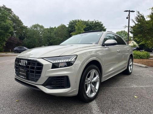 Vicuna Beige Metallic 2021 Audi Q8 55 Premium